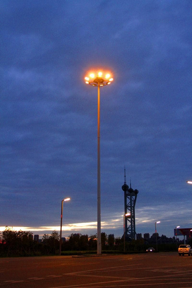 35m High Mast Light with 8*1000W