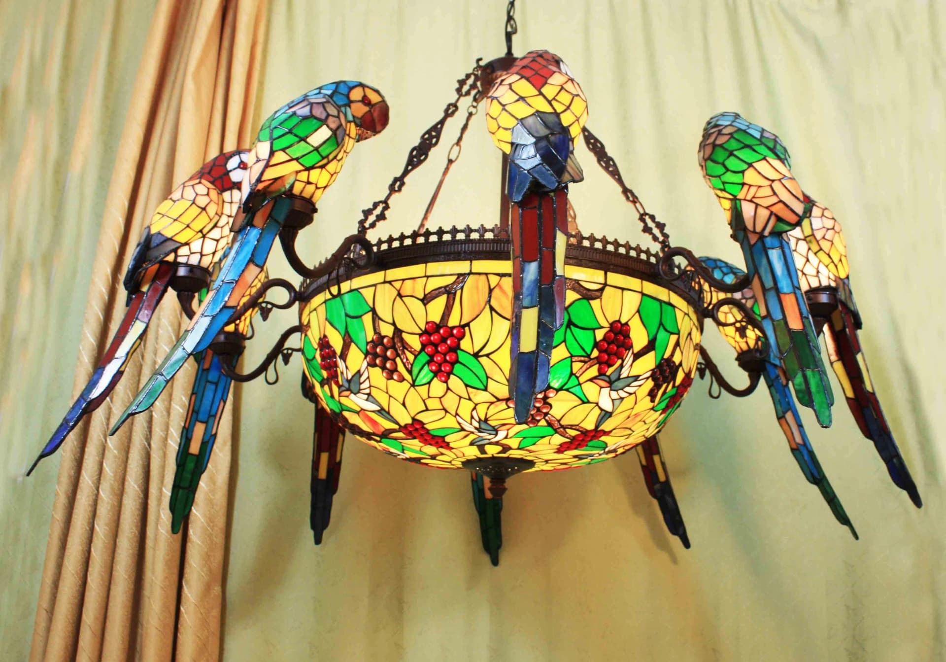 Art Tiffany Big Ceiling Lamp