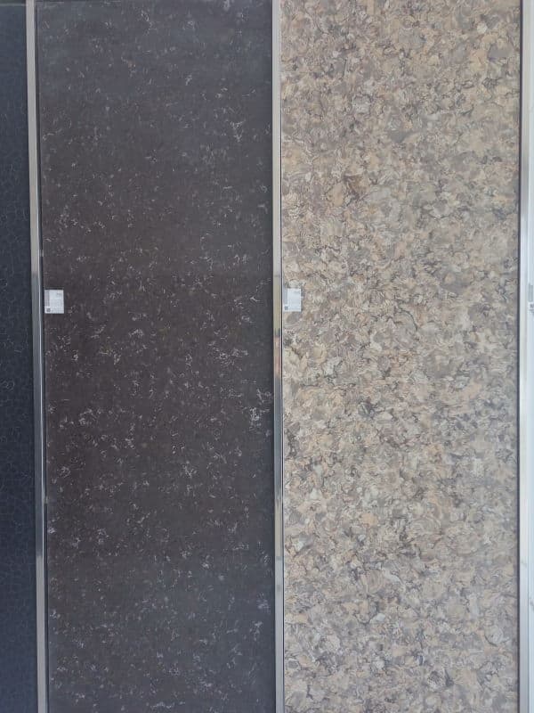 Cabinets Top in Quartz Surface