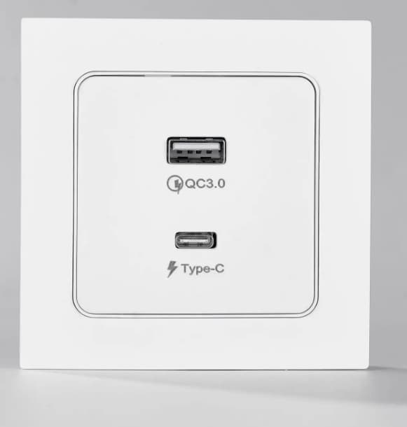 Socket USB and Type C White Elendax