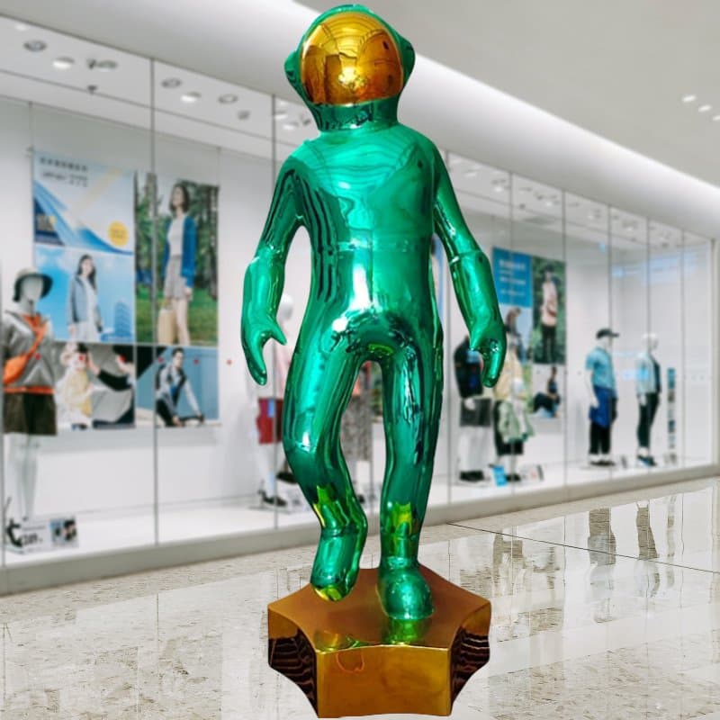 Custom Resin Spaceman Mall Sculpture Life Size Fiberglass Astronaut Statue for Sale