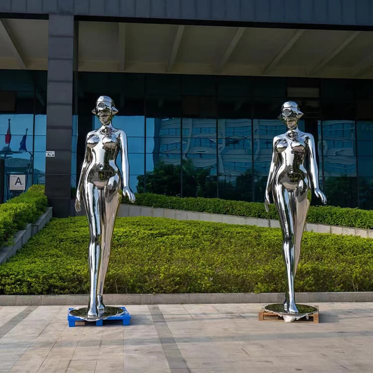 Outdoor Public Decoration Polishing Custom Statue Modern Stainless Steel Statue Life Size