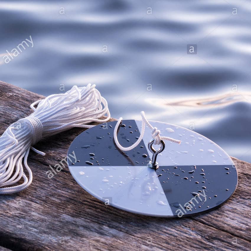 Ocean River Lake Secchi Disk for Laboratory Water Quality Monitoring