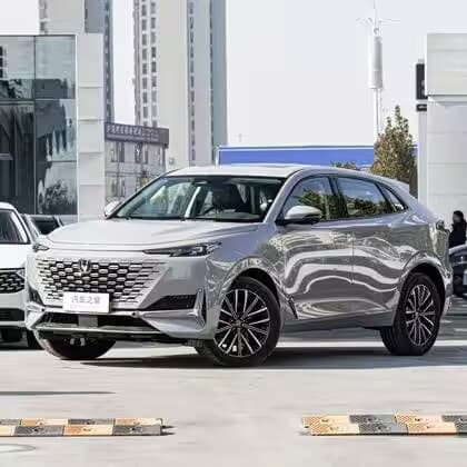 Popular High Performance Comfortable SUV Car Changan Uni-K for Sale