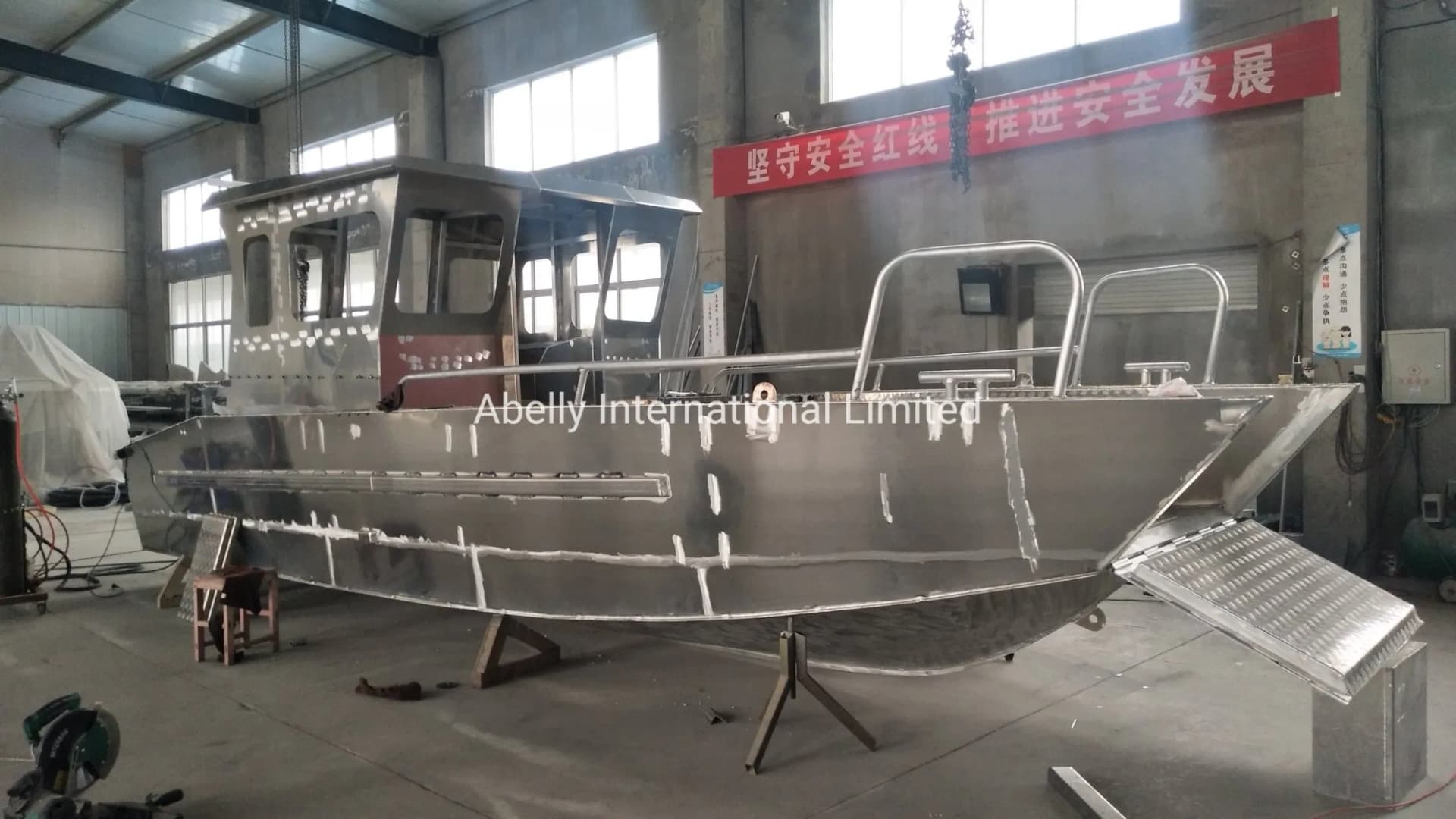 25FT All Welded Offshore Aluminum Landing Craft with Cabin