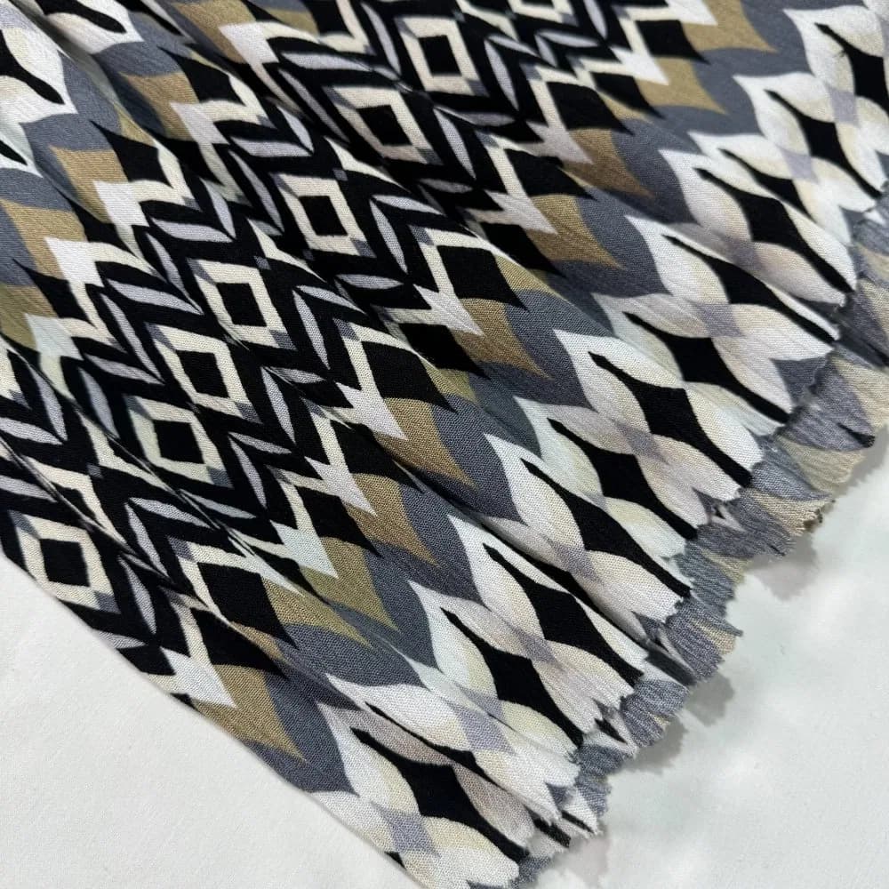Yachitex Luxurious 100% Viscose Rayon Printing Crepe Fabric for Elegant Apparel