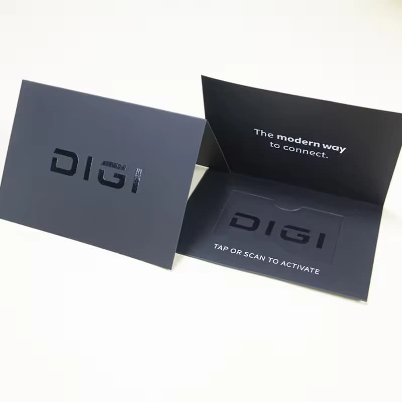 Custom Logo UV Coating Business Card Black Cardboard Credit Card Sleeve Packaging Paper Envelope