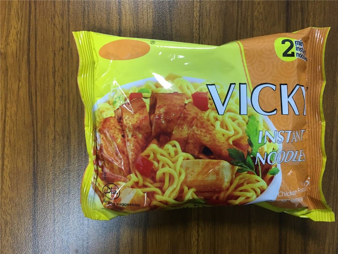 Halal Chinese Manufacturer High Quality Spicy Chicken Flavor Bulk Ramen Instant Noodle