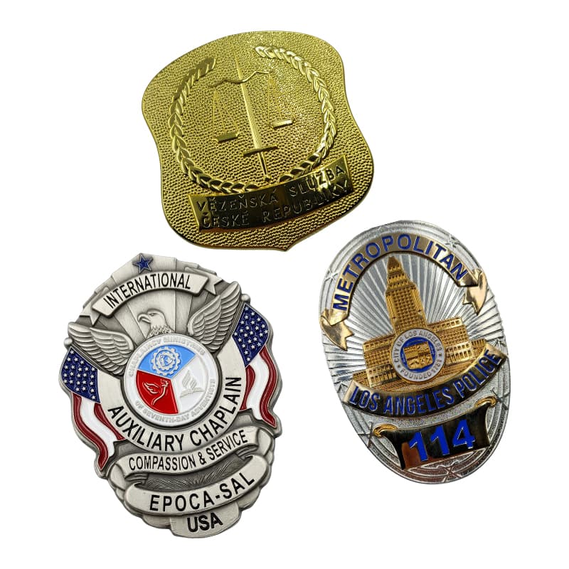 Wholesale Designer Hat Collar Clothes Lapel Cute Cartoon Anime Nature Logo Gold Metal Hard Enamel Lapel Pin Custom Bulk