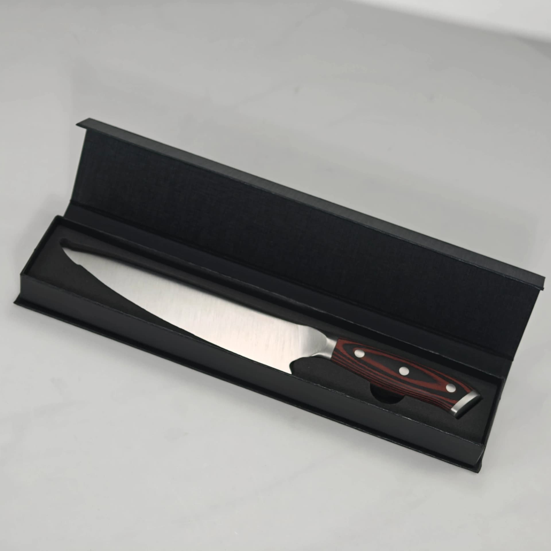 Professional Chef Knife with Premium Pakka Wood Handle, Full Tang One-Piece Forged Structure High-End Kitchen Knife