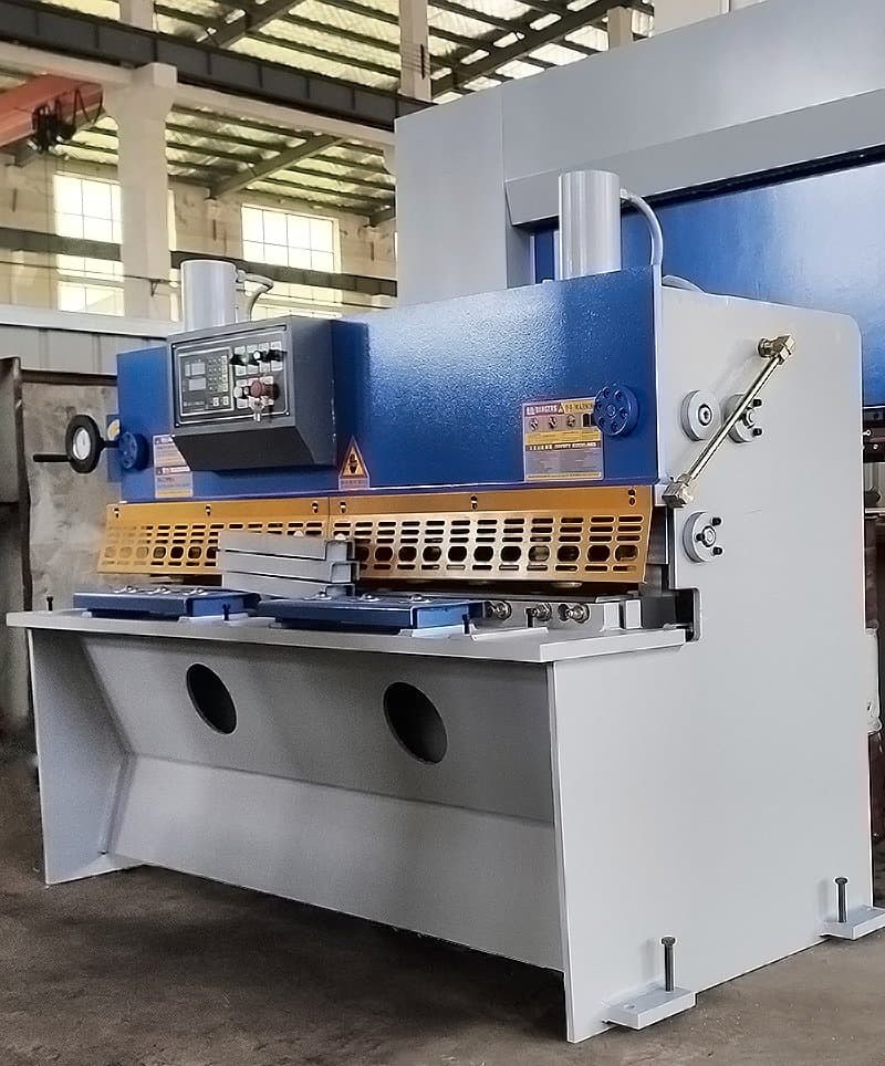 Professional Heavy-Duty Manual Metal Guillotine for Accurate Sheet Cutting