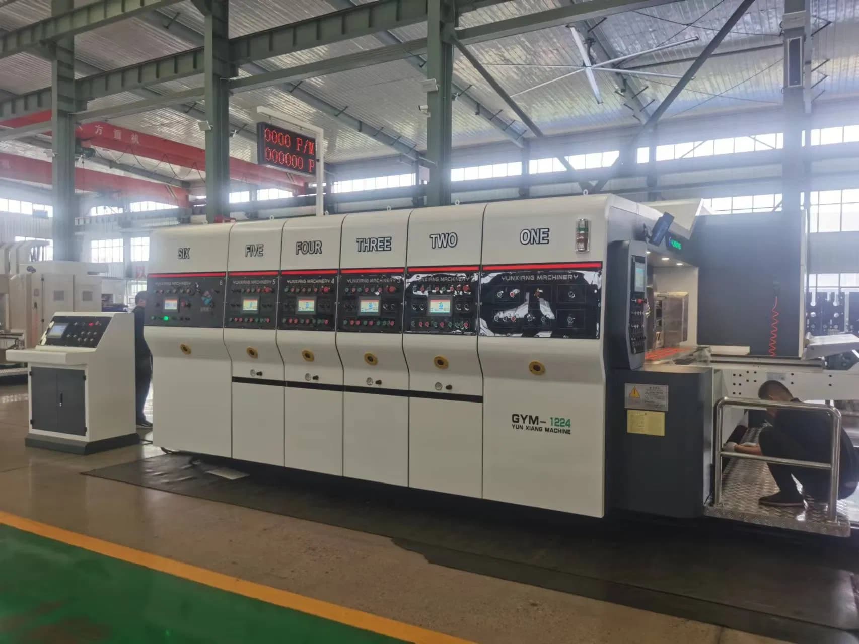 Automatic Pizza Box Flexo Printing Slotting Machine for Corrugated Cardboard Carton Pizza Carton Making Machine