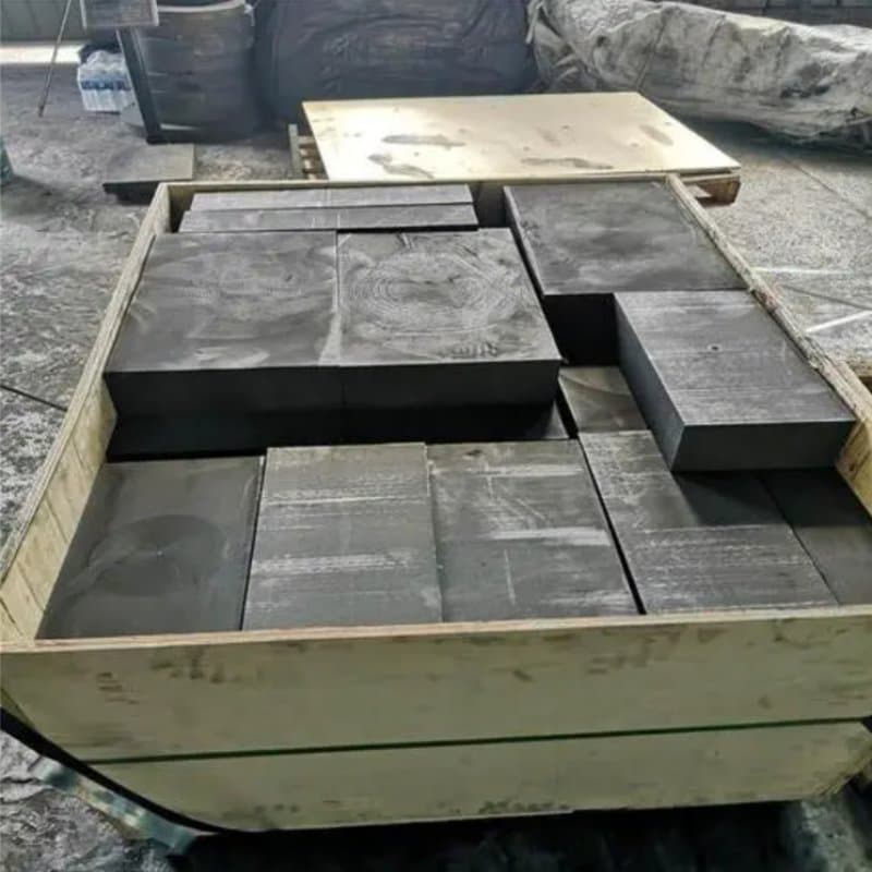 High Purity Moulded Graphite Blocks / Rods/ Sheets for Crucible Making