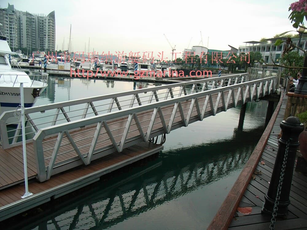 Aluminum Pedestrian/Dock/Pontoon Bridge/ Boat Docks