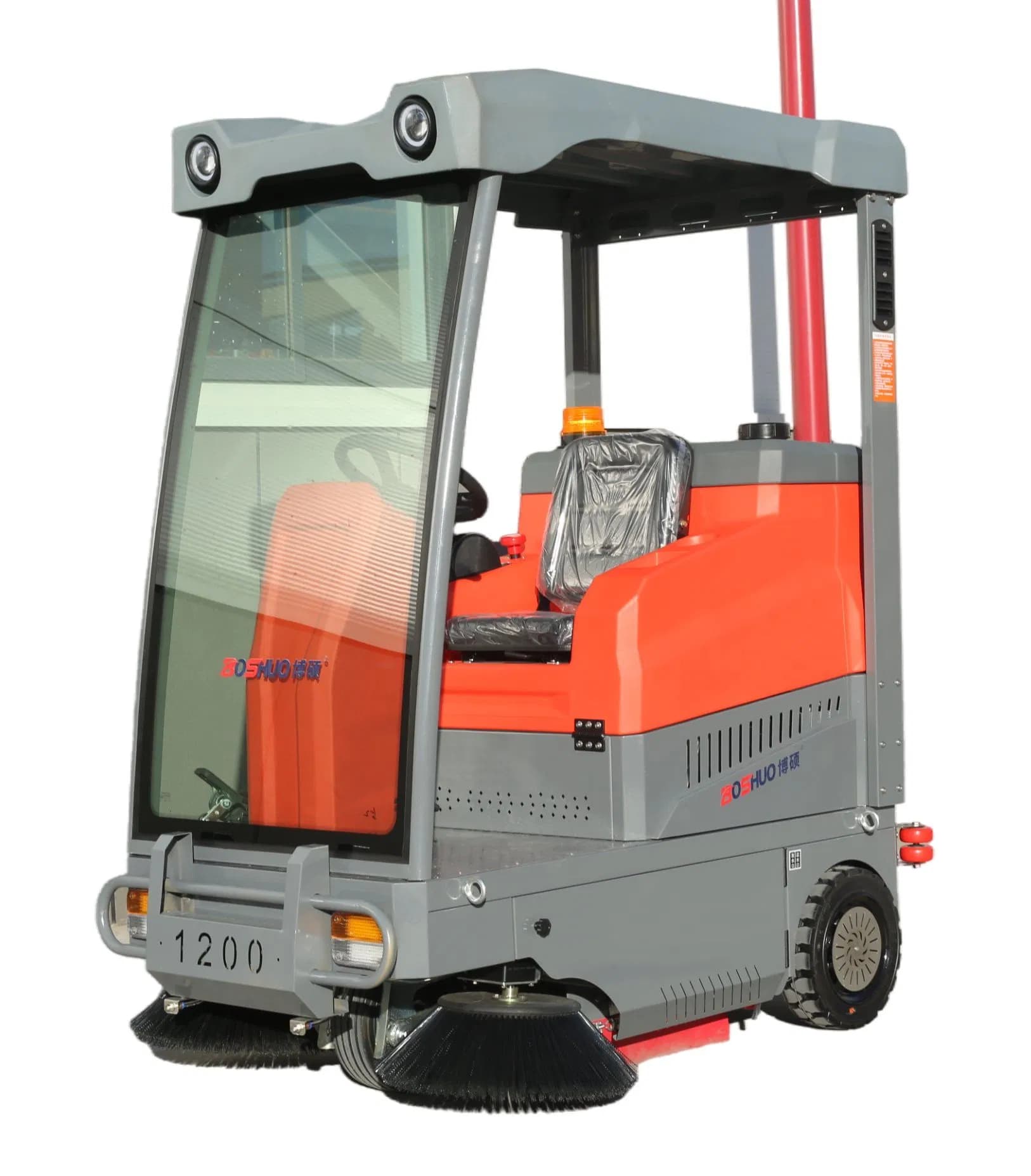 Semi-Enclosed Cab Electric Vacuum Cleaner for Road Cleaning Machine Sweeper Truck
