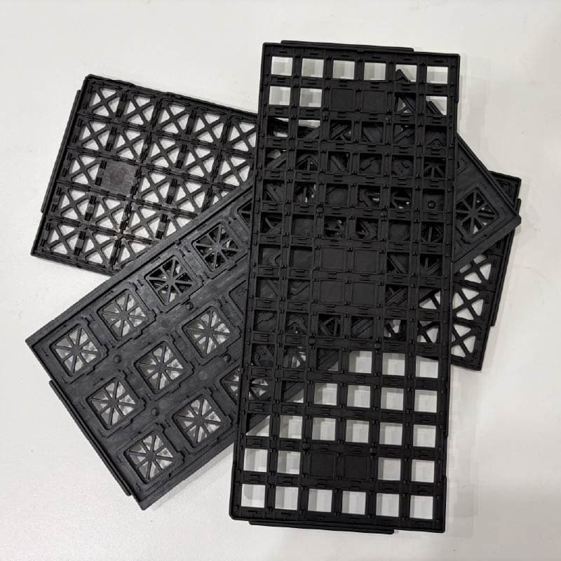 Factory Direct Anti-Static Disposable Plastic Tray Qfn Package Jedec Tray Toys Blister Process PP Plastic Plates & Bowls