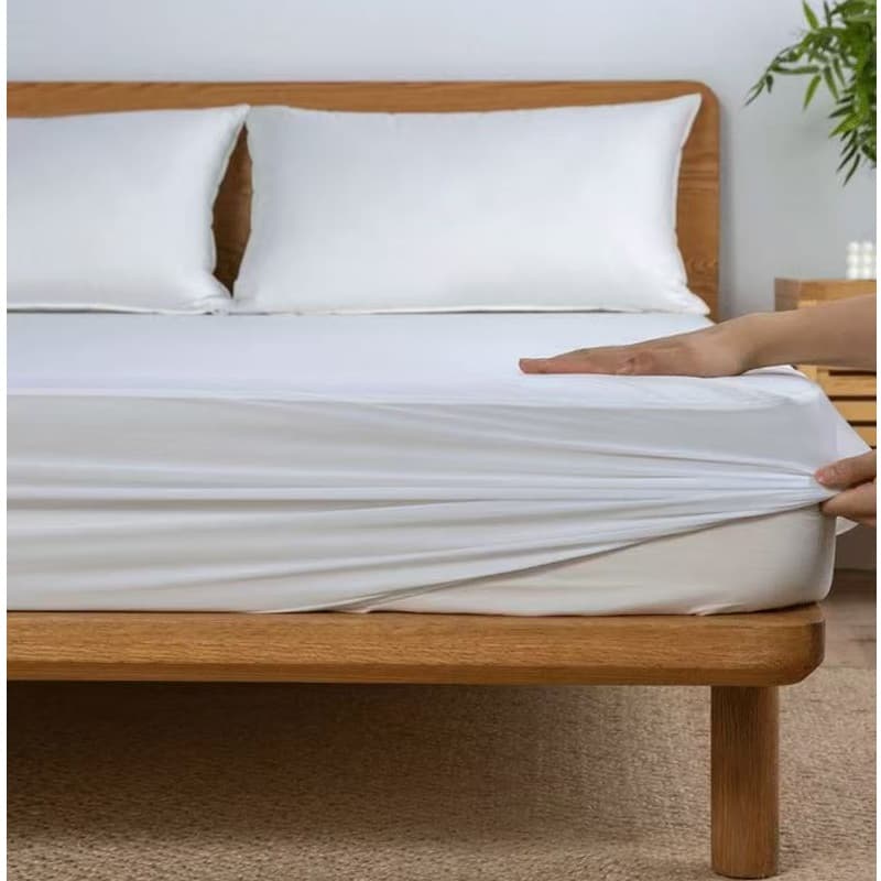Air-Permeable Microfiber Laminated with TPU Spill-Proof Waterproof Mattress Protector Topper Fitted Sheet