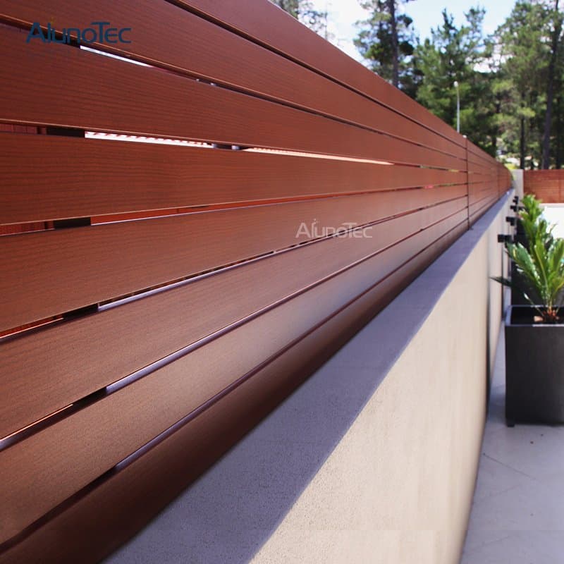Customized Garden Decoration Outdoor Privacy Aluminum Screen Slat Fence