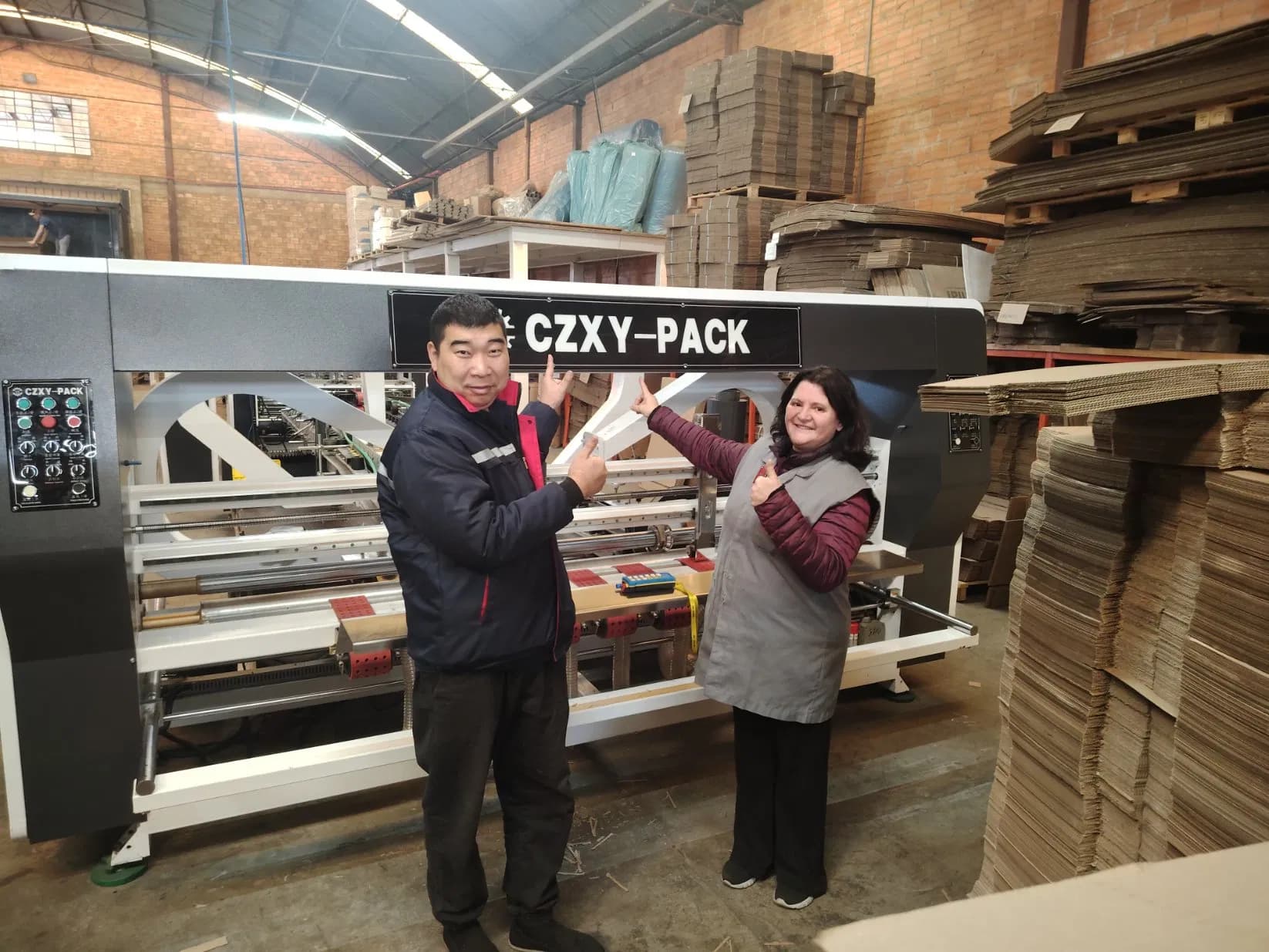 Fully Automatic Three-Layer and Five-Layer Corrugated Cardboard Box Folding and Gluing Folder Gluing Machine a New Generation