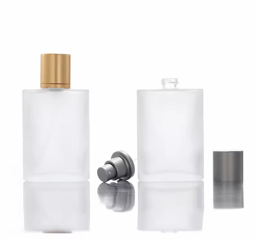 Luxury Fragrance Atmistor Spray Bottle 30ml 50ml 100ml Frosted High Quality Glass Bottle with Gold Silver Fine Mist Cap