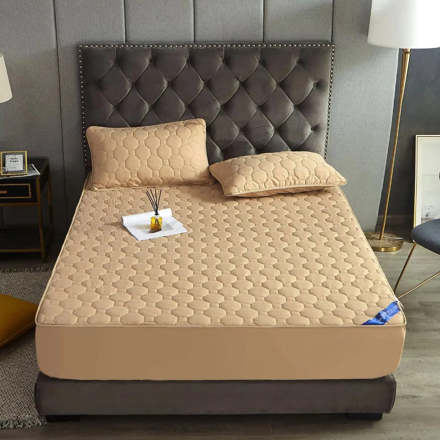 Hotel Simple Colors Quilted Waterproof Bed Cover Snug Fit Mattress Protector Twin Size