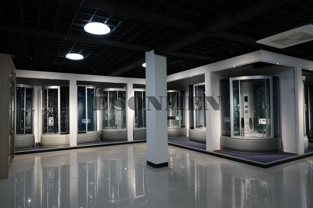 Elegant Bathroom Glass Shower Box with Steam and Whirlpool Features