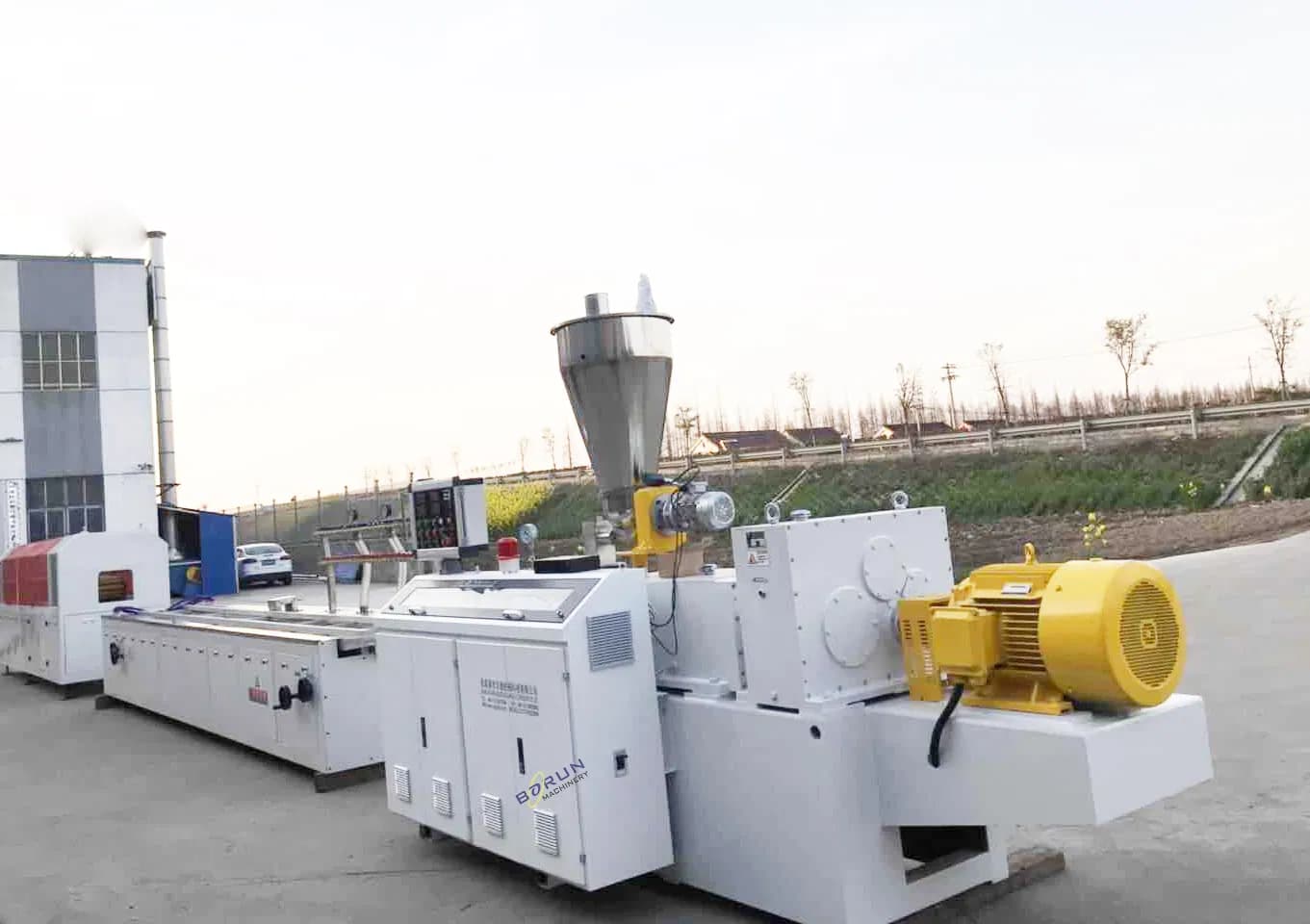 Automatic Plastic PVC Window Panel Profile Extrusion Production Line Machine