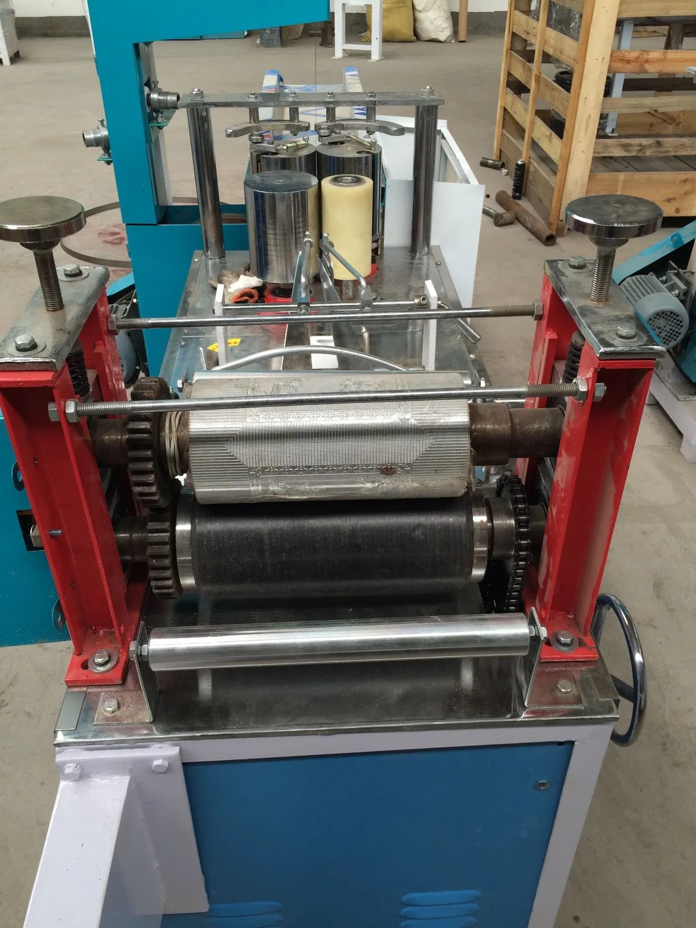 Cheap Price Automatic Full-Embossing Box Sealing Pocket Napkin Paper Making Tissue Machine