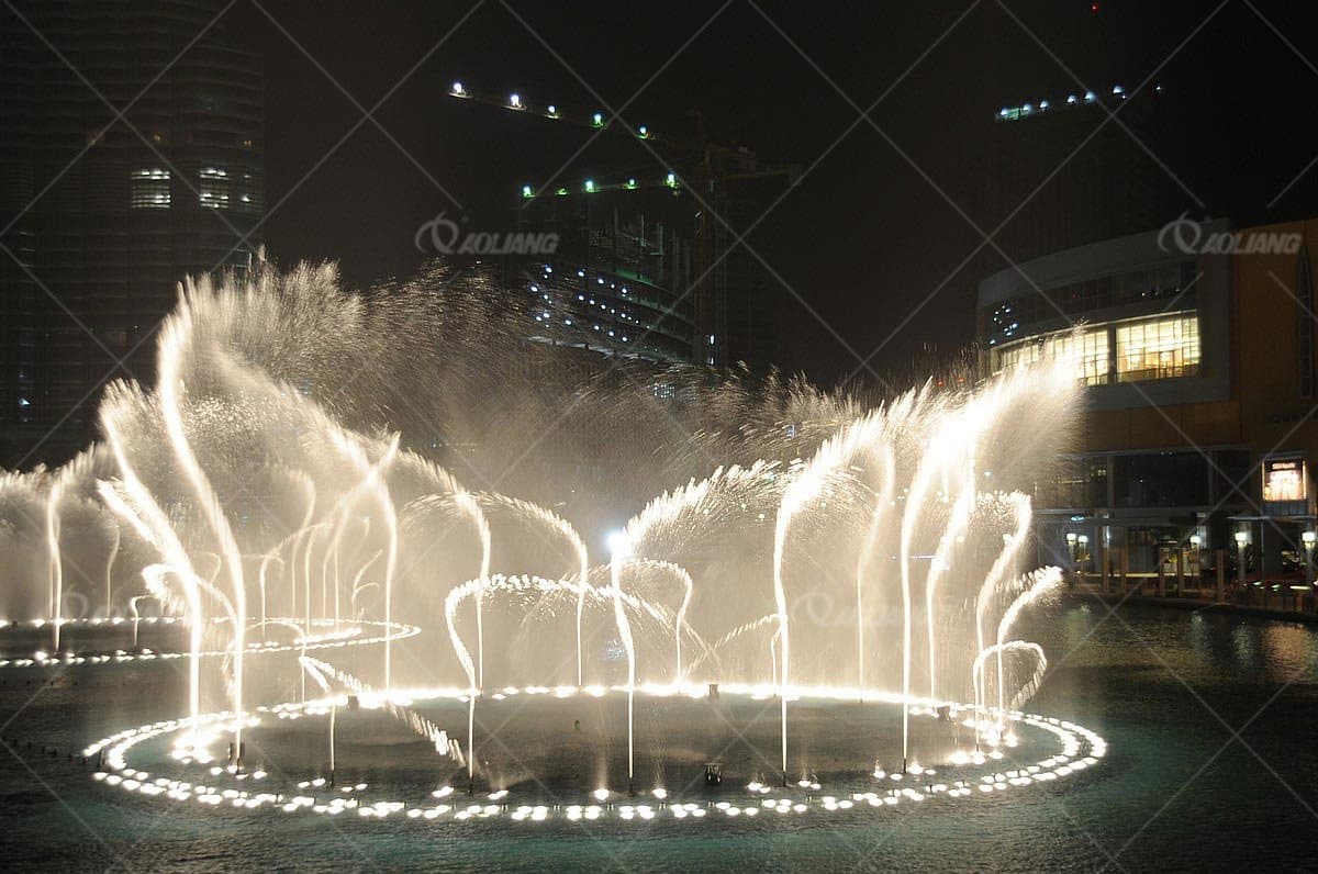 Landscape Water Fountain Large Scale Floating Swing Fountain Show