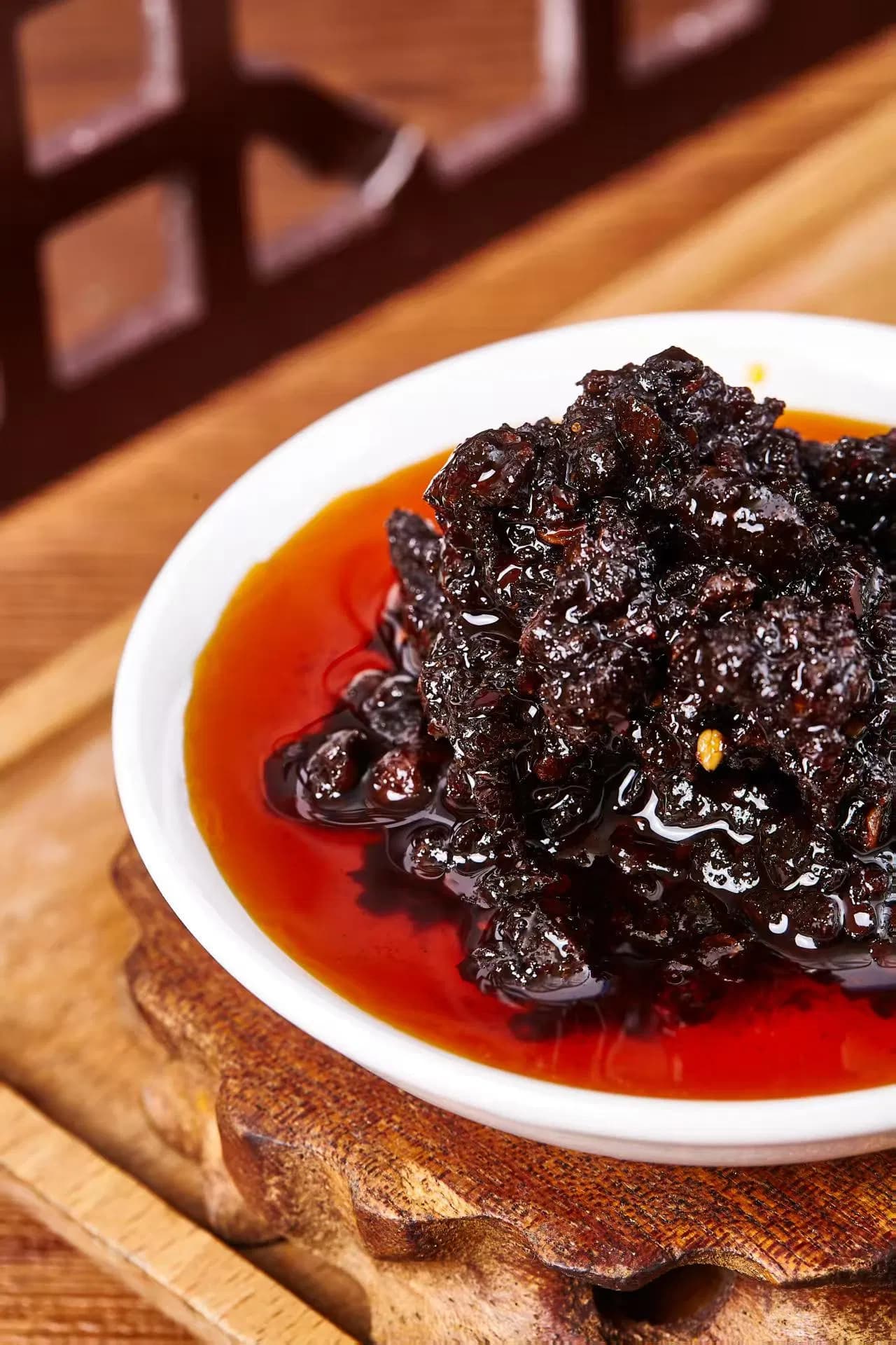 Beef Chili Sauce with a Spicy Kick That Lingers