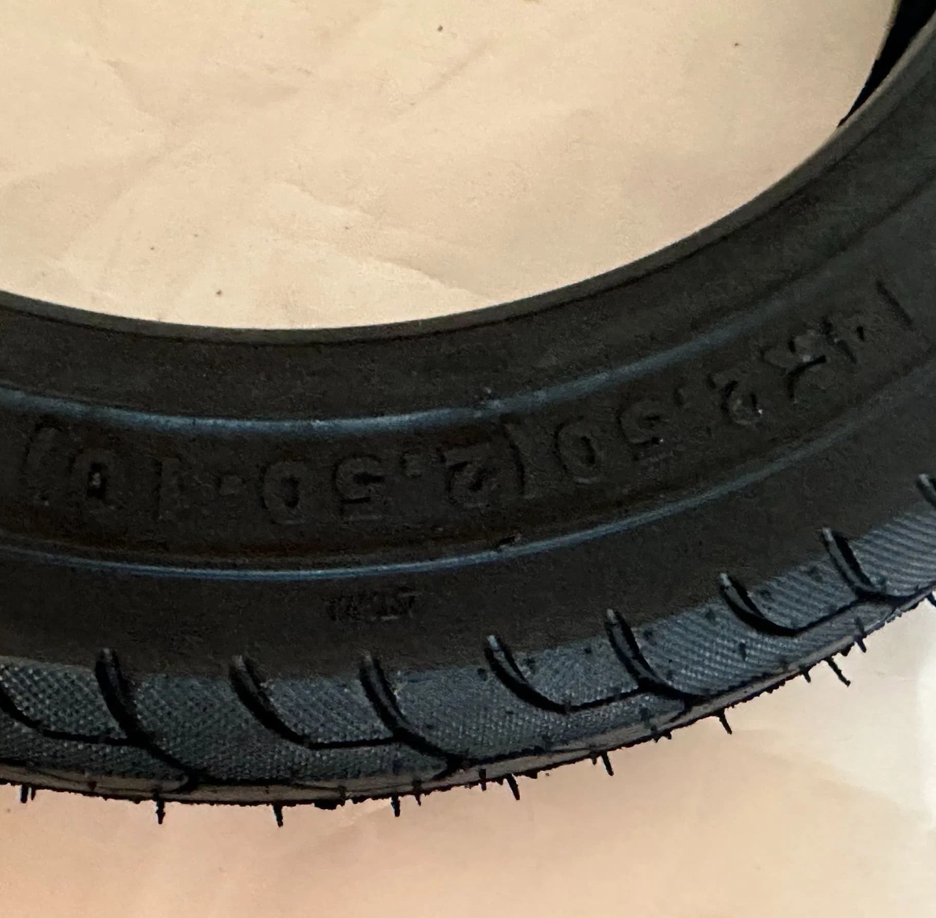 Electric Bicycle Factory Direct Sale Conversion Kit Long Range Explosion Proof 14 Inch Vacuum Tire 14/250