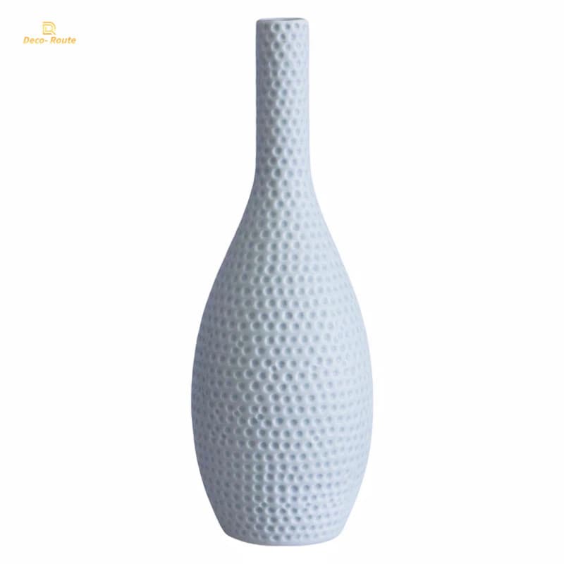 Set of Three Ceramic Vase with Nesting Design for Space Saving