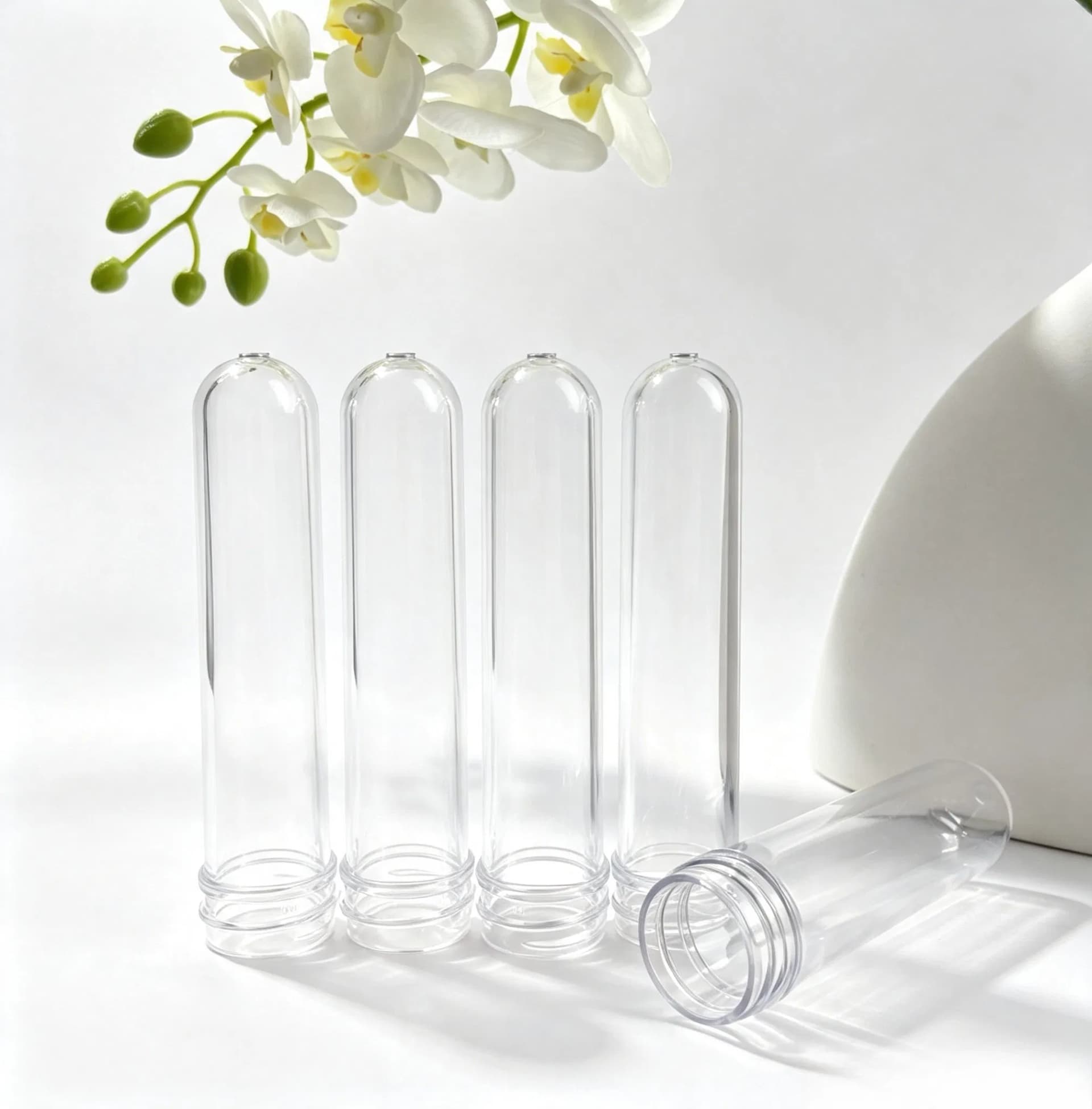 Wholesale Gradient Ramp Colors Plastic Pet Bottle Preforms 24mm/28mm/32mm Caliber for Lotion Bottle