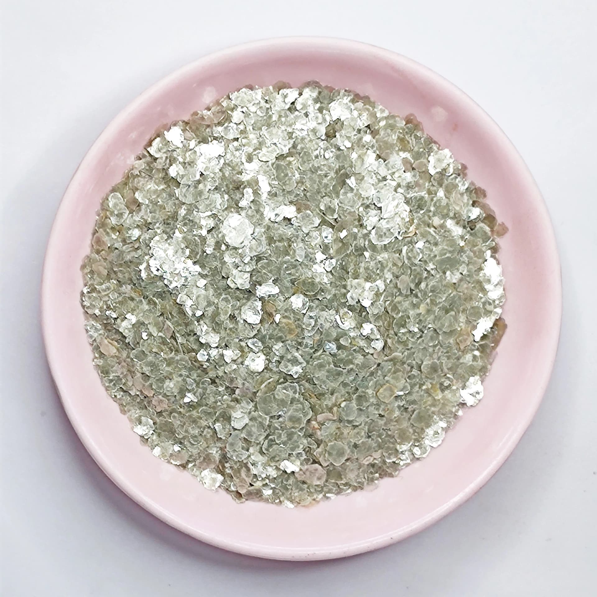 Natural Muscovite Mica Powder 2omesh 40mesh 60mesh Flake Pattern for Cosmetics and Painting