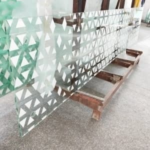SGCC ANSI Toughened Bathroom Glass Laminated Shower Enclosure Glass Ceramic Frit Shower Glass Tempered Shower Screen Glass