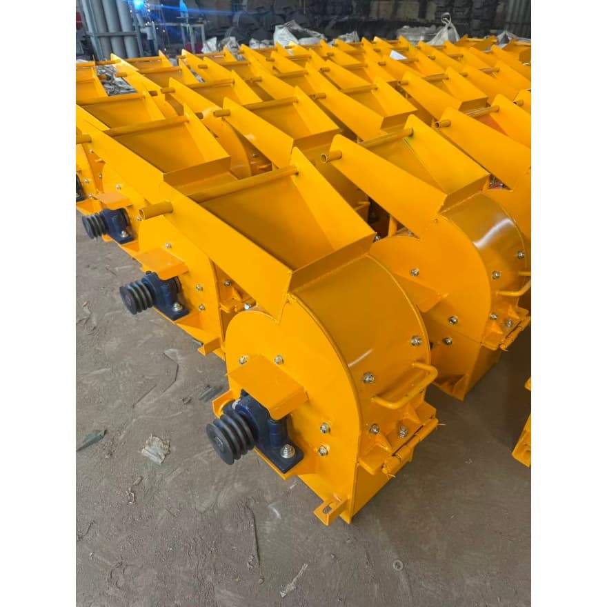Portable Vehicle-Mounted One-Time Forming High Efficiency Mobile Small Mini Hammer Crusher for Broken Brick Material