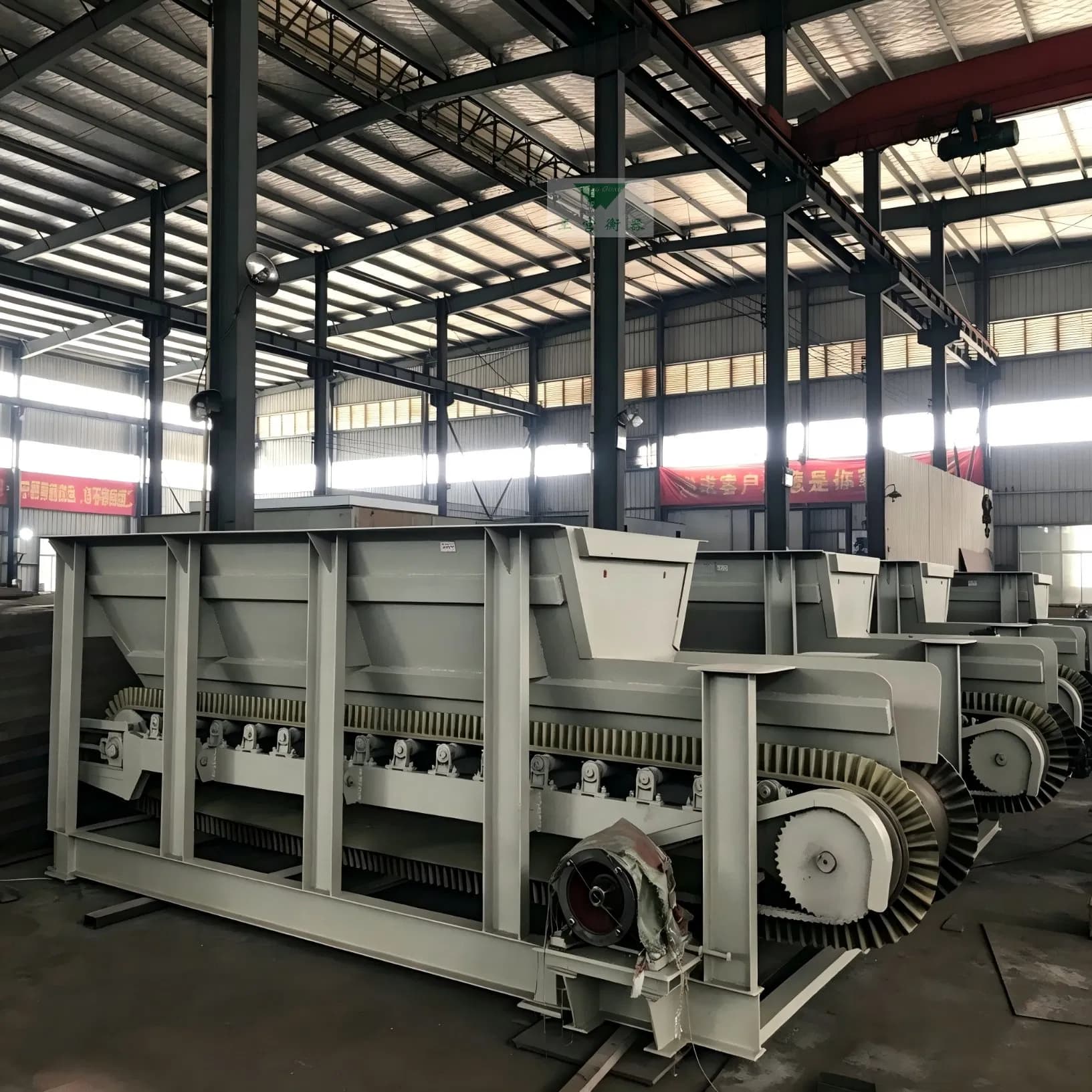 Factory Price High Quality Hopper Feeder for Ceramic Tile Plant