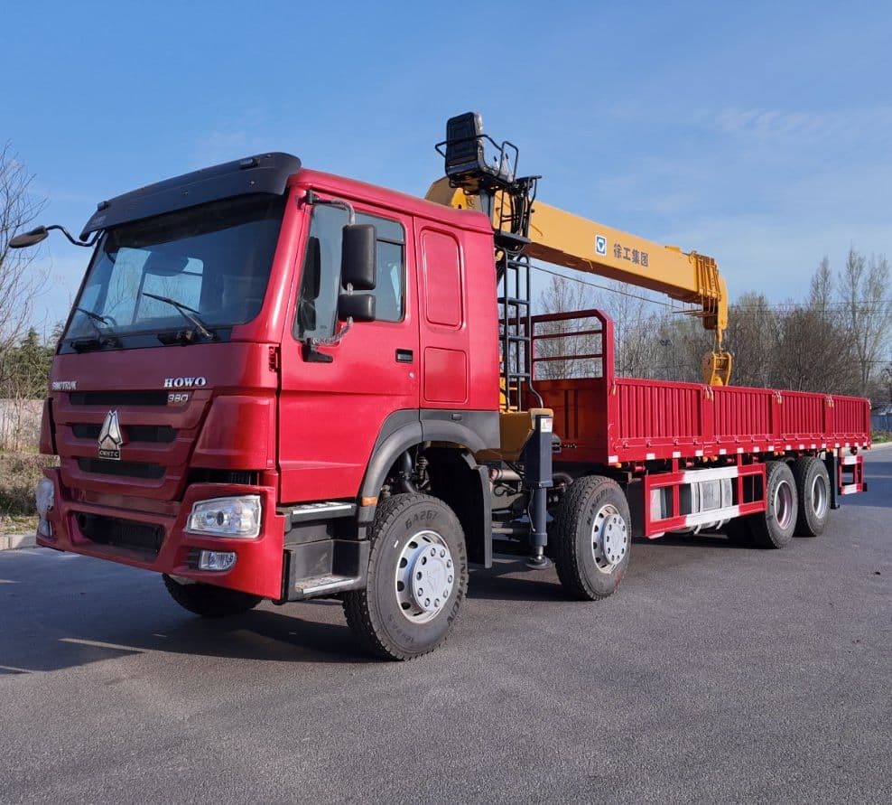 Selling HOWO Multi-Purpose Telescopic Truck Mounted Crane for Light Engineering