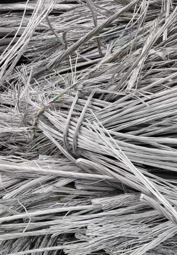 Clean Aluminum Wire Scrap Stripped for Metal Melting