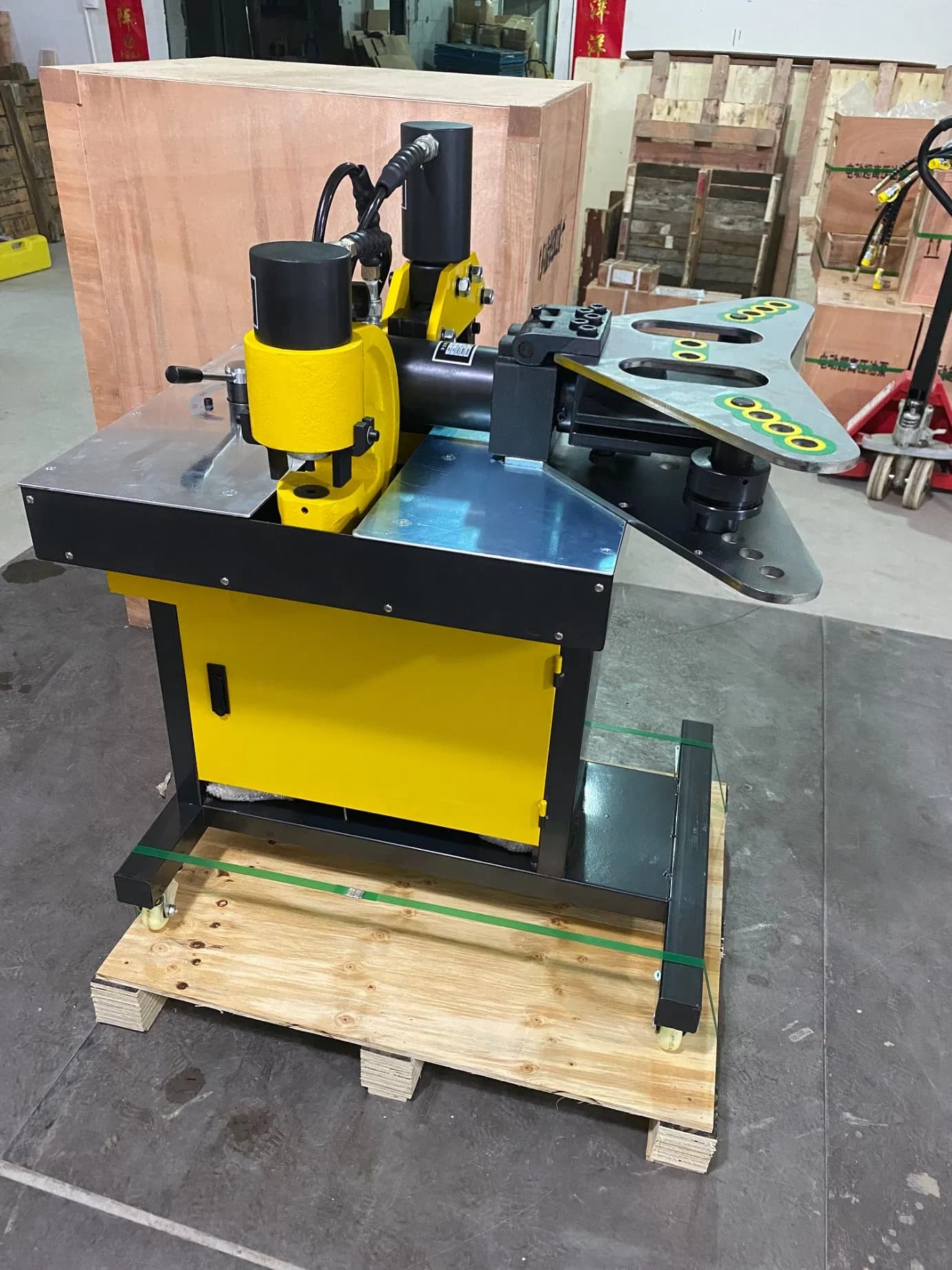 Vhnb400 Hydraulic Busbar Punching Cutting Bending Processing Machine