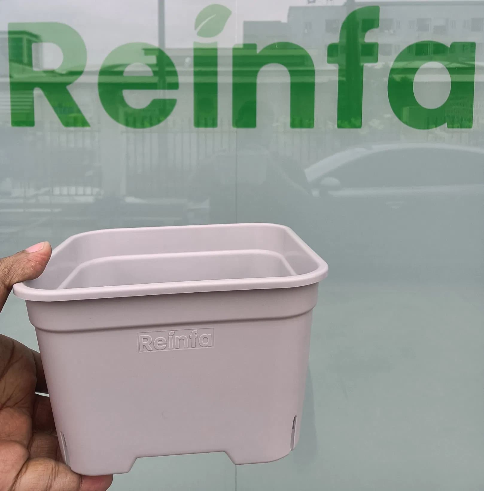 4L Reinfa Modular Strawberry Pot, Breathable & Reusable for Commercial Hydroponics