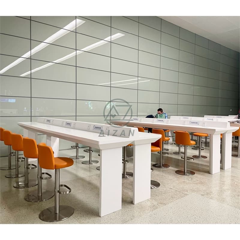 High End Airport Public Charging Rest Table Multi-Scene Waiting Desk with Power Outlets