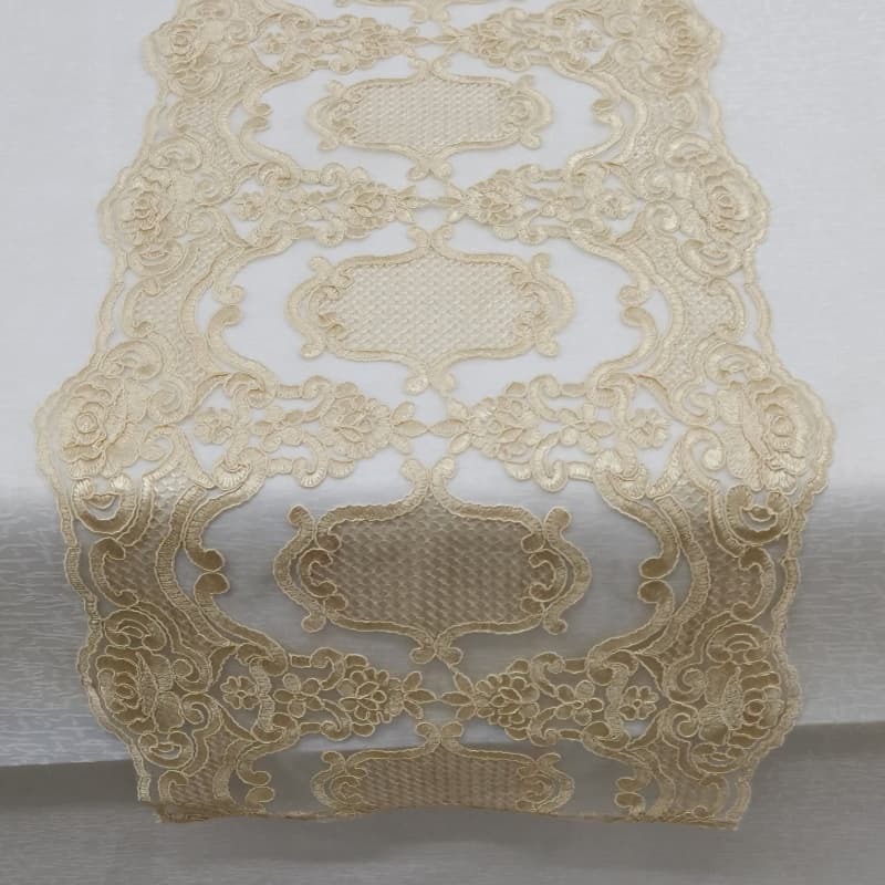 Fashion Italian Embroidery Table Runner for Home Decor or Wedding Party
