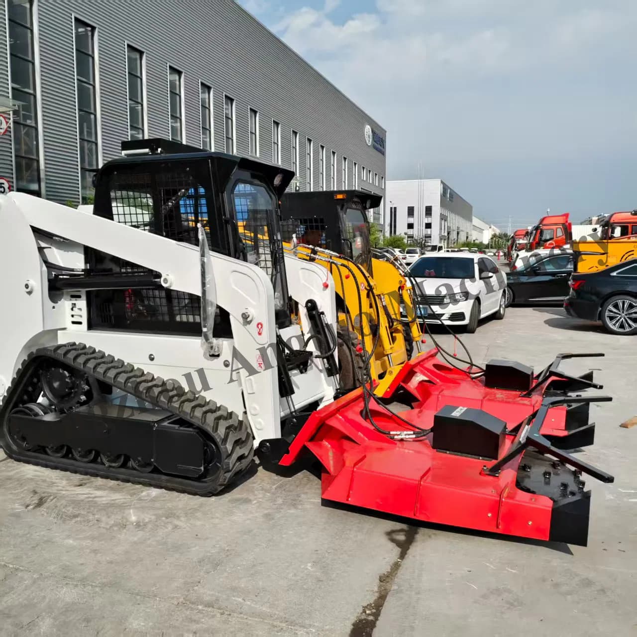 Lawn Mower Bush Cutting Pioneer Machine Skid Steer Loader Land Reclamation Machine