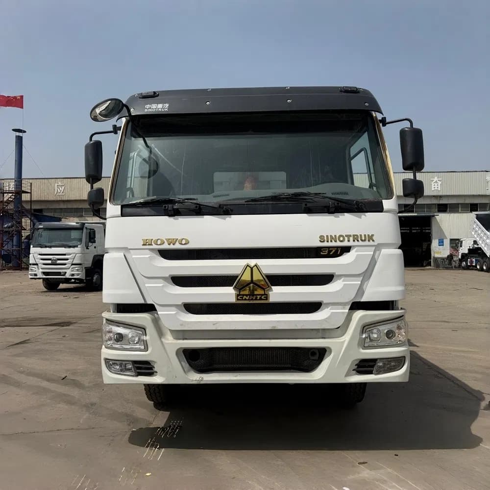 Hot Sale HOWO 8X4 Sinotruk Dump Truck for Heavy Material Hauling Mining