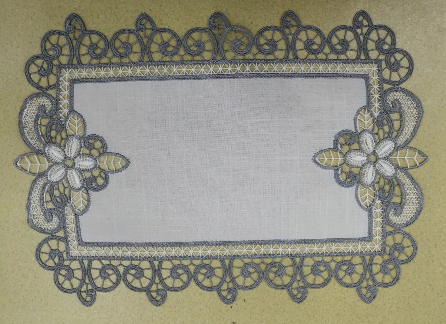 European-Style Flower Lace Printed Napkin – Embroidered Polyester Napkins for Festive Events