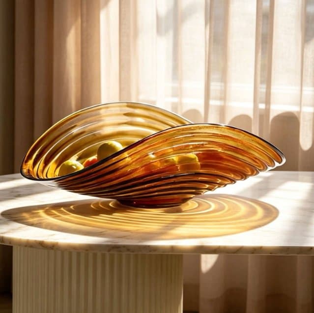 Colored Glass Fruit Bowl Wave Shape Luxury Scallop Pattern for Dining Table Glass Plate
