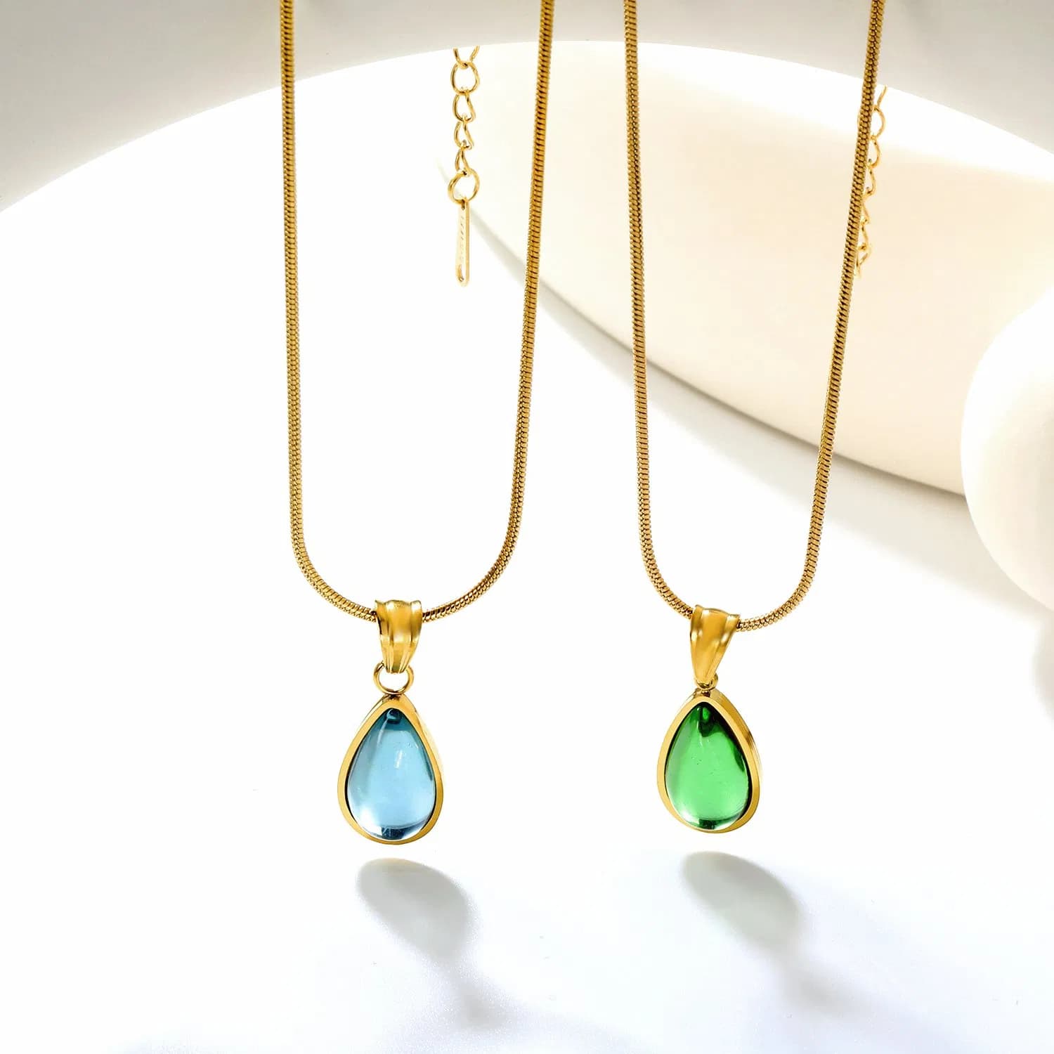 Ason Stainless Steel Jewelry Wholesale Snake Chain Tear Drop Blue Green Glass Pendant Necklace