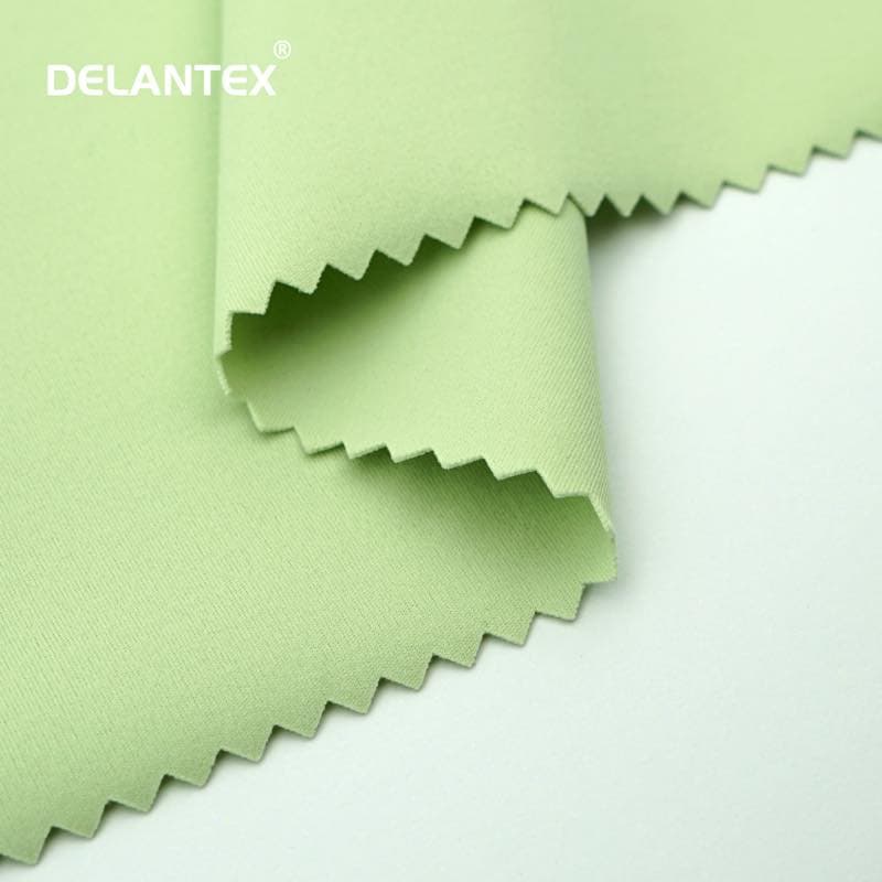 220 GSM 75% Nylon 25% Spandex 4 Way Stretch Knitted Yogawear Fabric