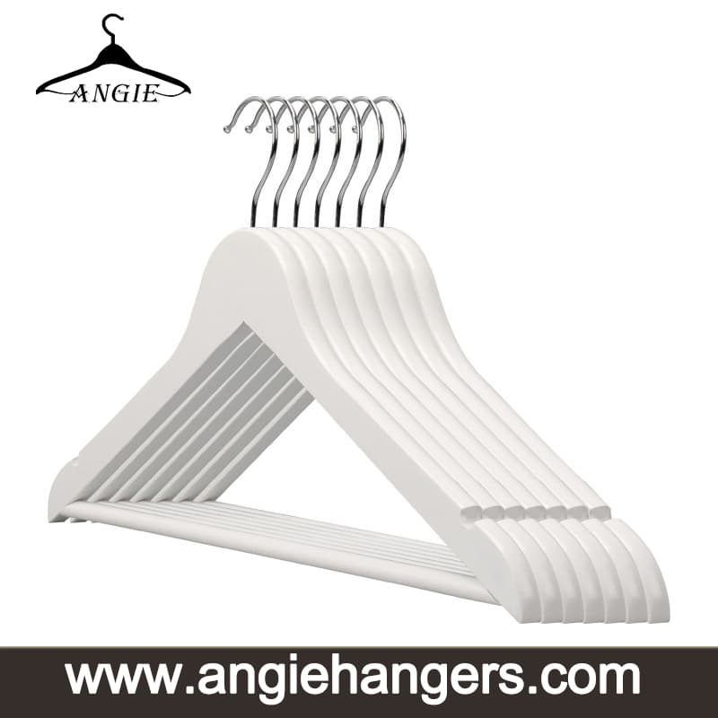 Clothing Display Amazon Ebay Wooden Top Hangers for Coat Shirt Suit and Garment with White Finish